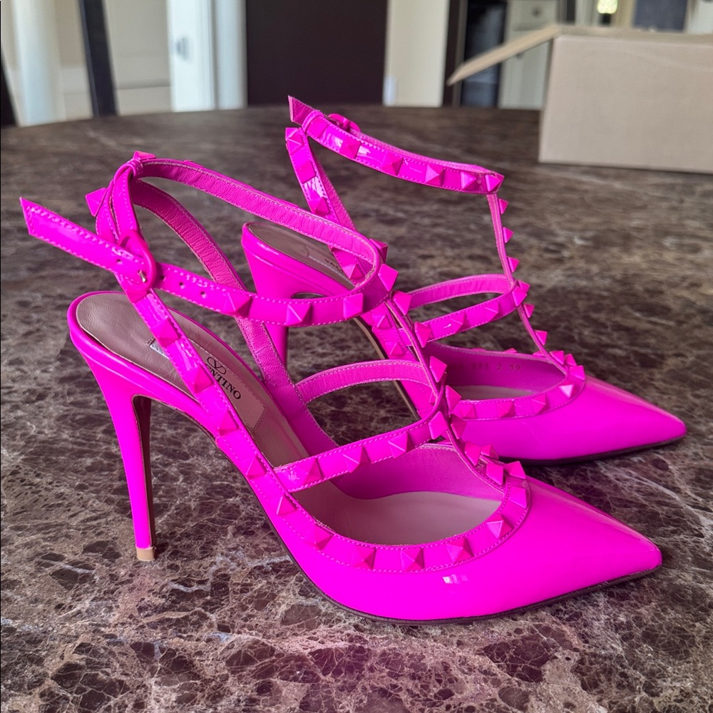 Valentino rockstud fuschia pink patent gladiator pump classic sz 39 - Picture 2 of 11